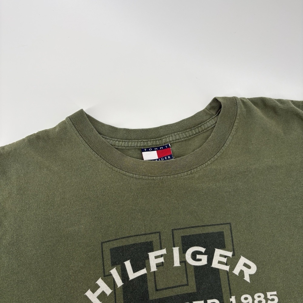 Vintage 90s Tommy Hilfiger Classics T-Shirt Size Large Army Green Y2K
